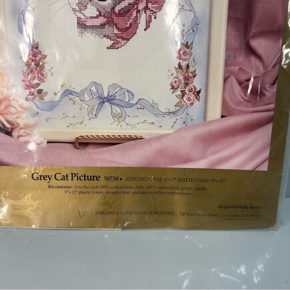 Something Special Counted Cross Stitch Kit Grey Cat Design 9"x12" Frame Included - Picture 2 of 7